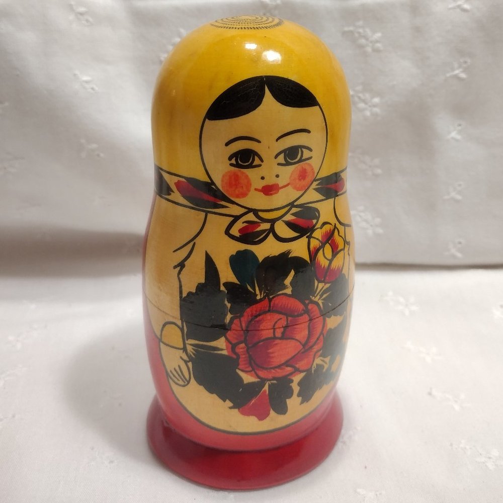 5pcs Russian Roses Wooden Nesting Dolls